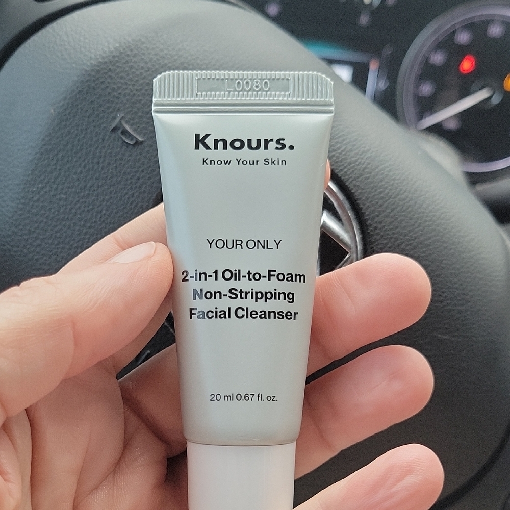 Knours Your Only 2-in-1 Oil-to-Foam Facial Cleanser 20ml